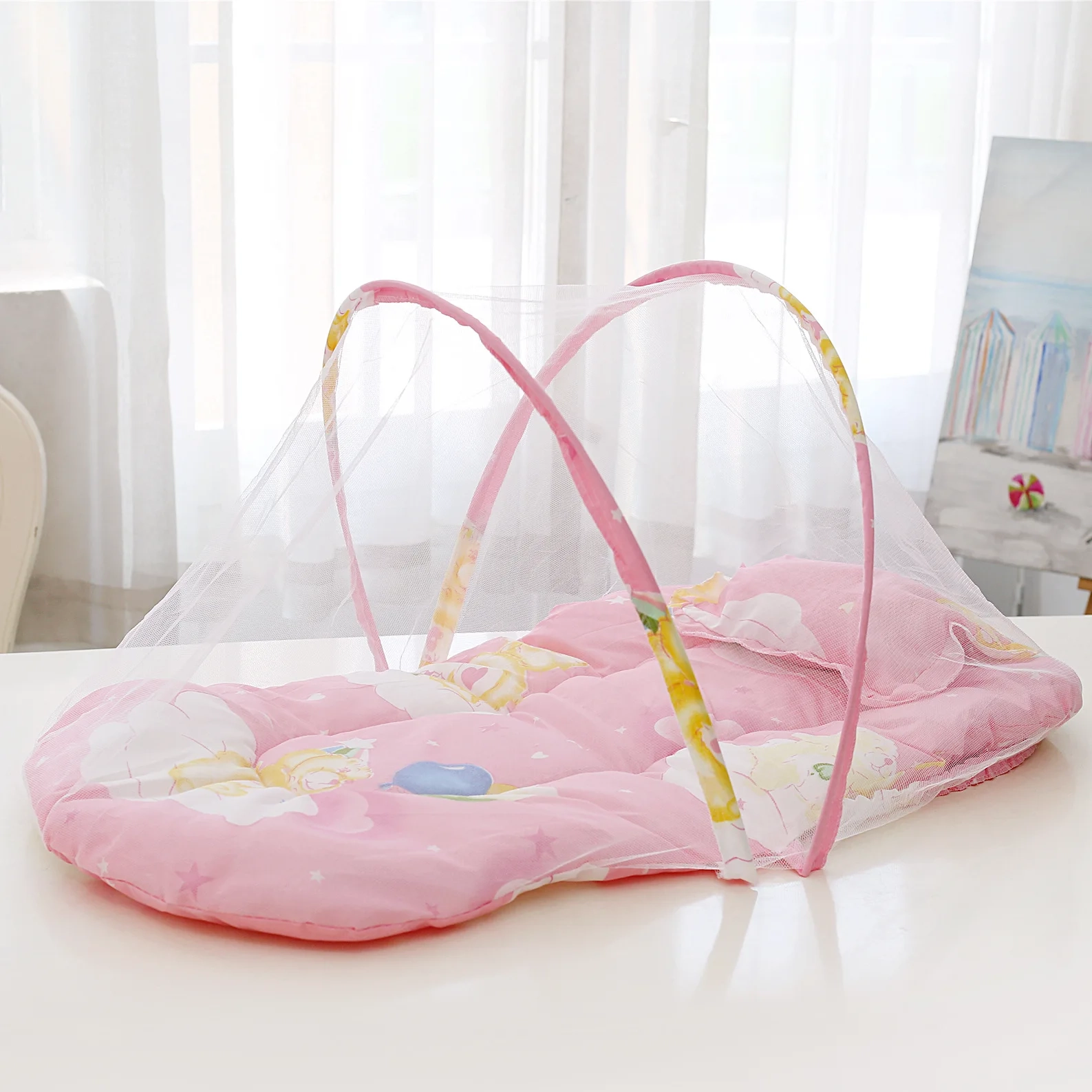 Foldable Baby Travel Bed - Image 3